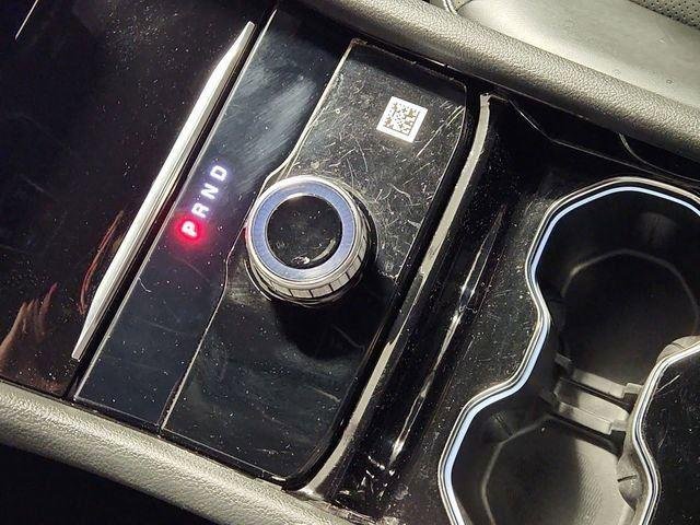 Used 2023 White Jeep Altitude image 15
