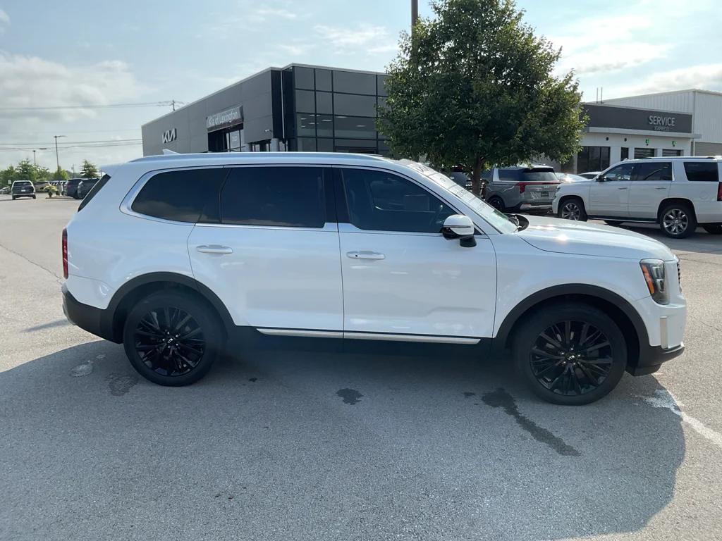 Used 2020 Snow White Pearl Kia SX image 10