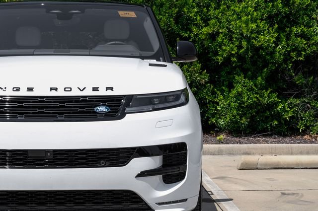New 2026 White Land Rover Dynamic SE image 56