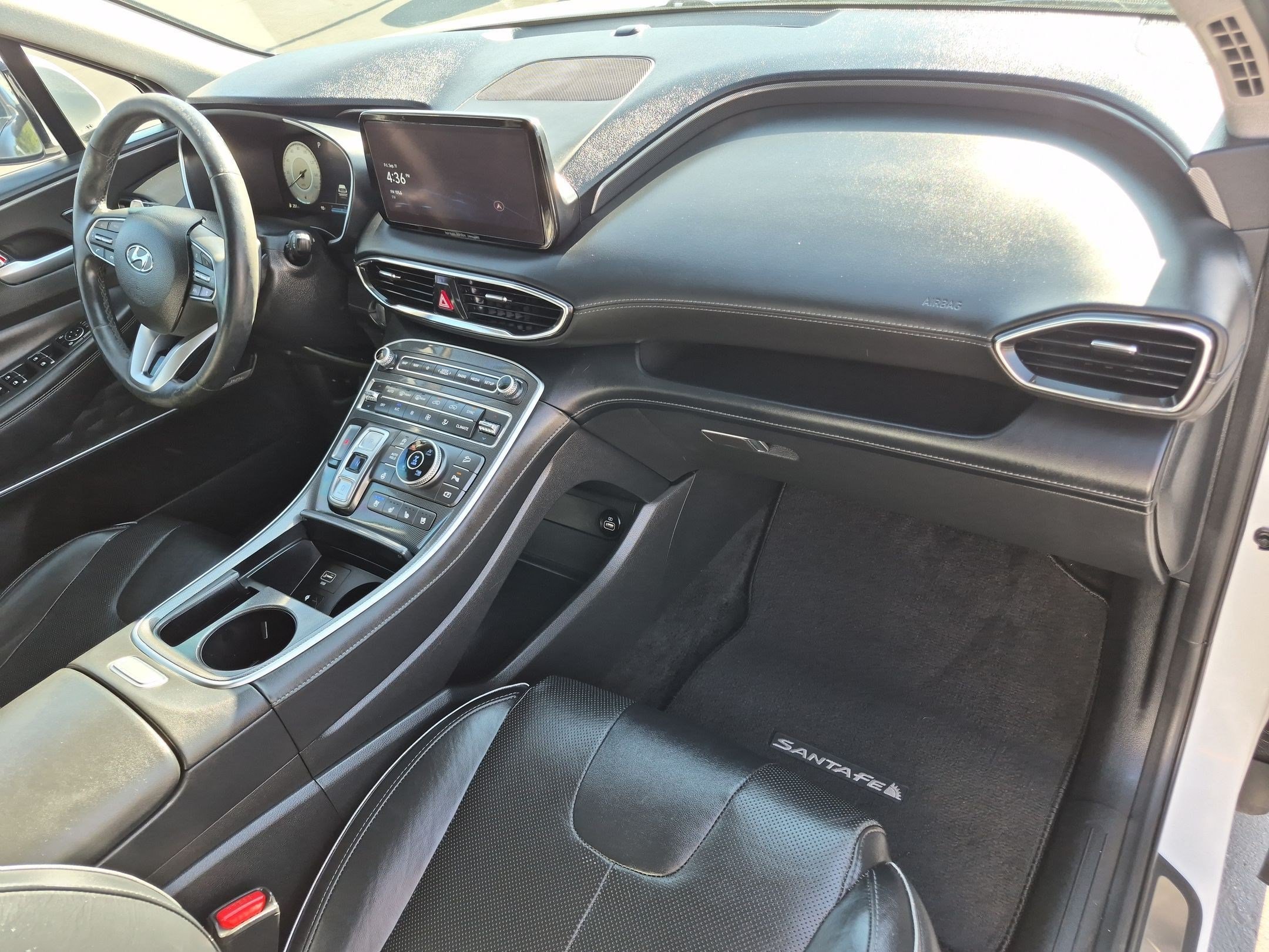 Used 2021 Quartz White Hyundai Limited image 32