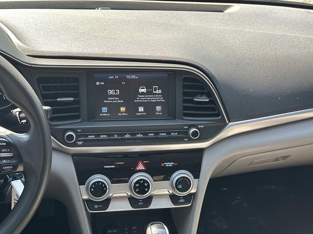 Used 2019 Gray Hyundai SEL image 21