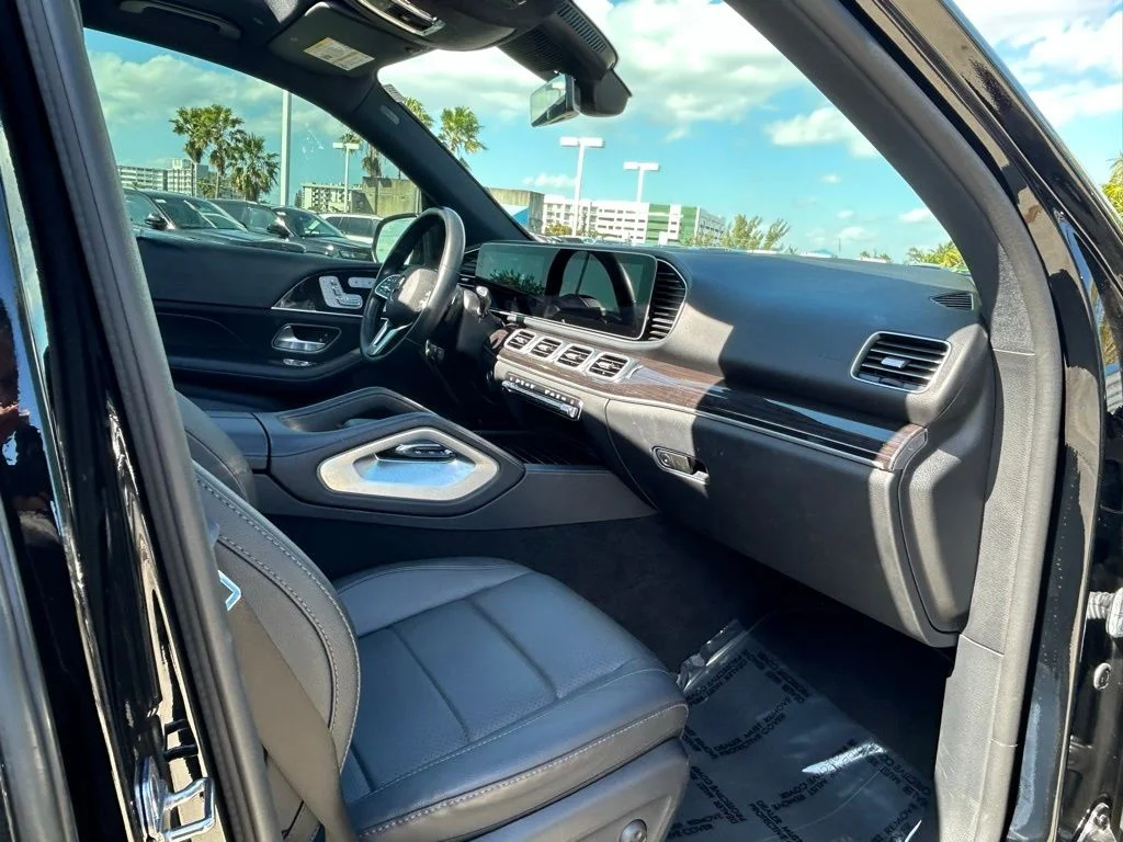 Used 2022 Black Mercedes-Benz GLE 350 image 33