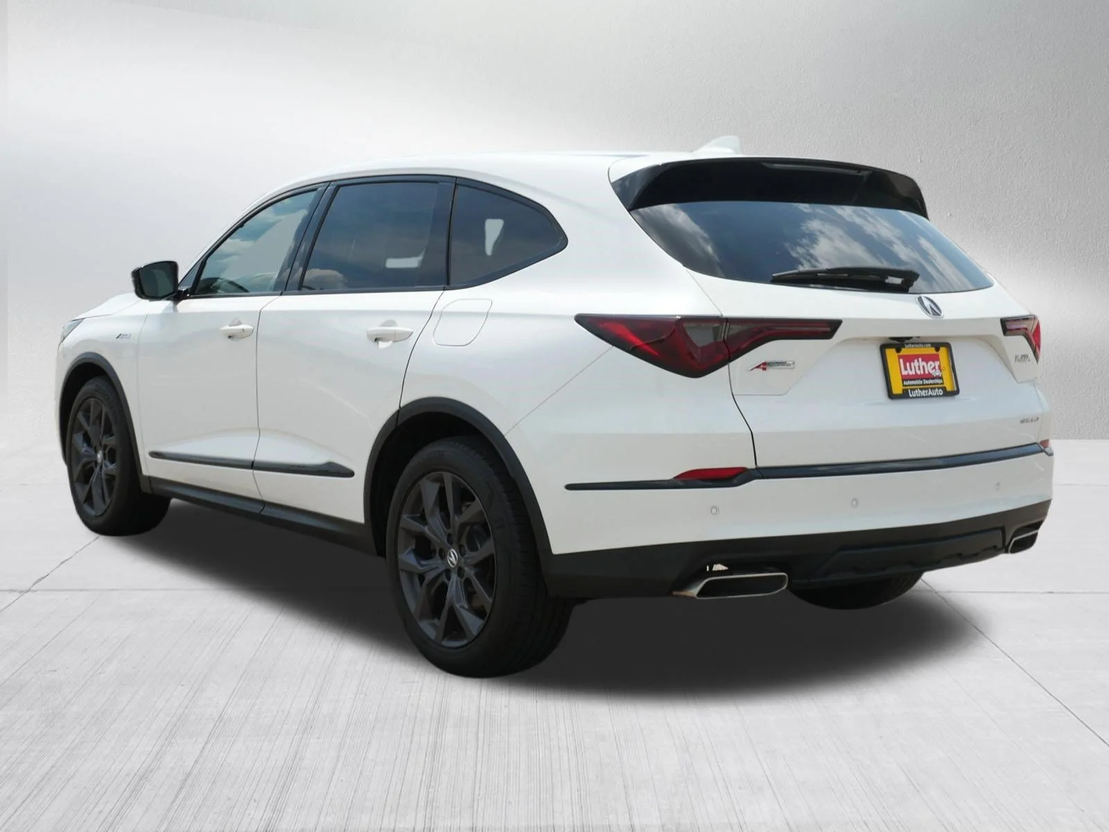 Used 2023 Platinum White Pearl Acura w/A-Spec Package image 5