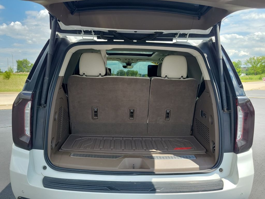 Used 2022 White GMC Denali image 8