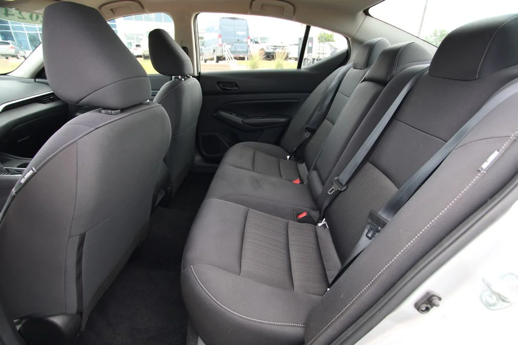 Used 2024 Silver Nissan 2.5 S image 7