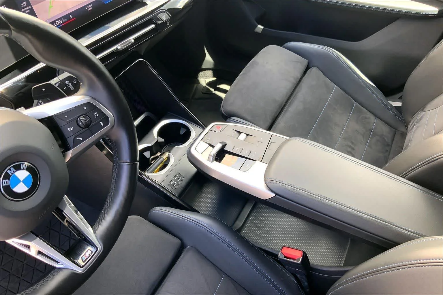 Used 2023 Sil/silver BMW xDrive28i image 16