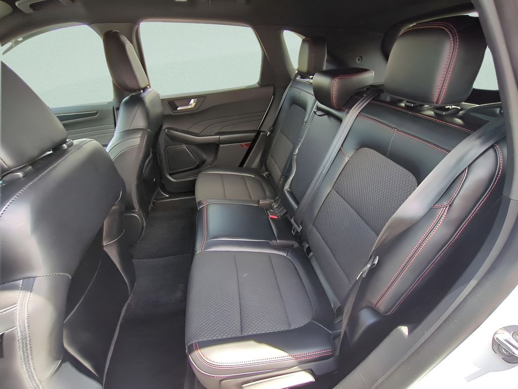 Used 2023 White Ford ST-Line image 27