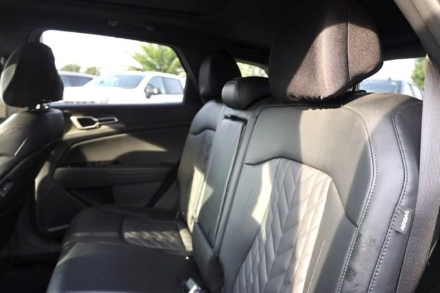 Used 2024 Green Kia X-Line image 36
