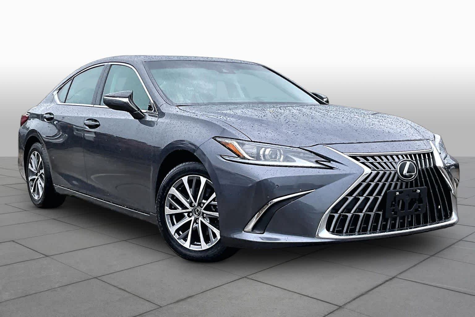 Pre-Owned 2022 Lexus ES 350