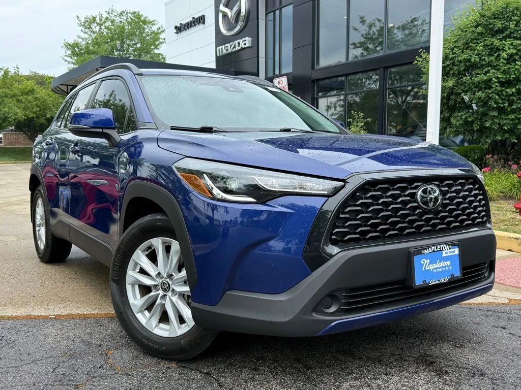 2022 Toyota Corolla Cross LE AWD's photo