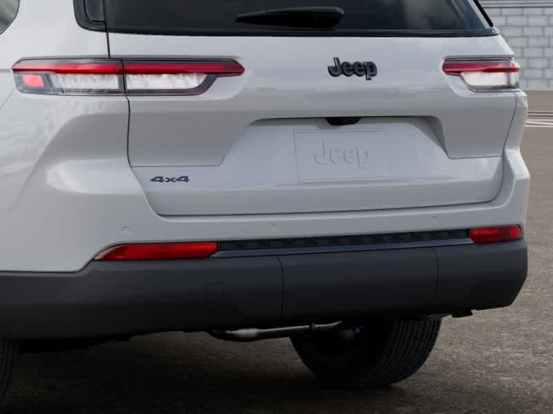 2025 Jeep Grand Cherokee L Altitude - Photo 13