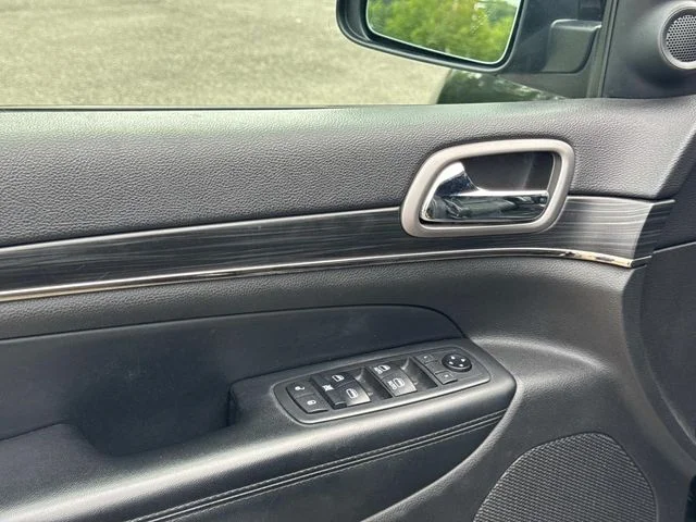 Used 2019 Black Jeep Limited X image 29