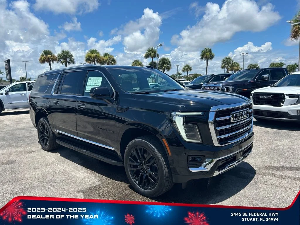 New 2026 Onyx Black GMC Elevation image 2