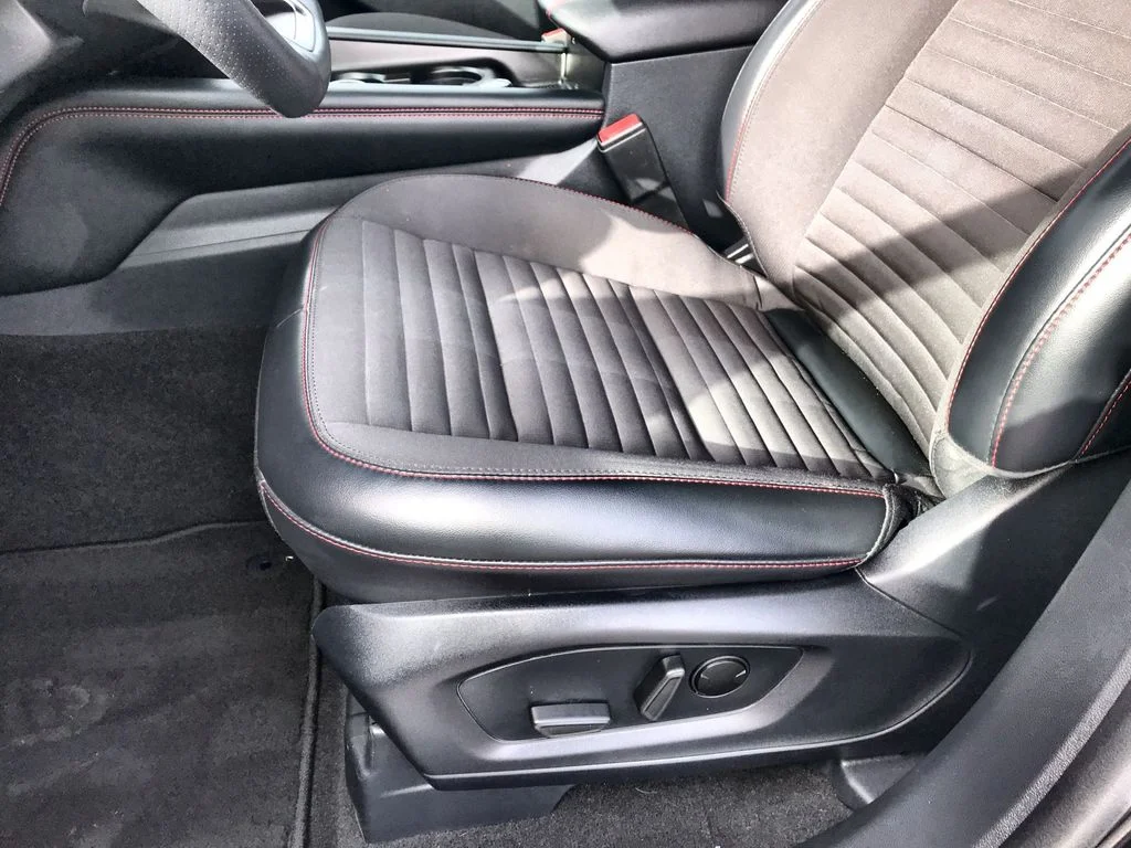 Used 2025 Black Ford ST-Line image 12
