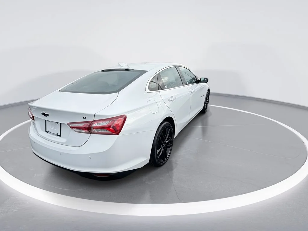 Used 2024 White Chevrolet LT image 8