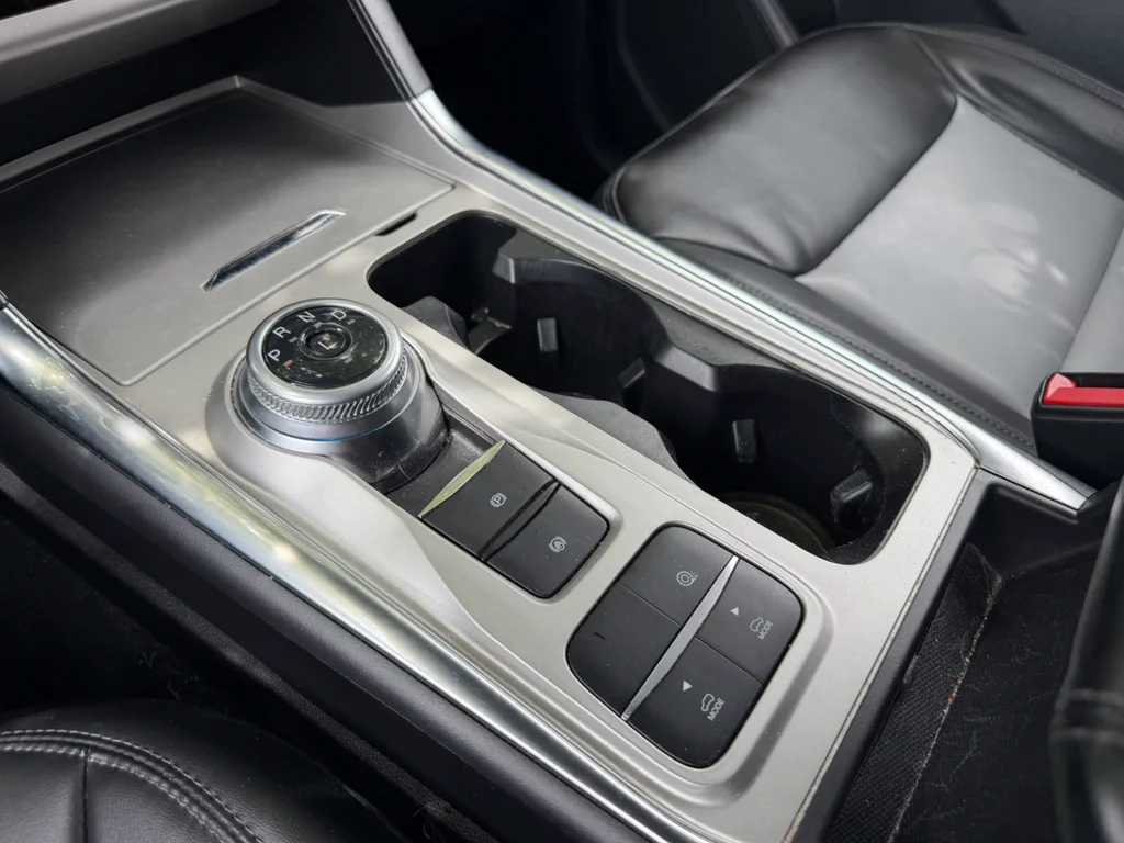 Used 2022 Star White Metallic Tri-Coat Ford XLT image 14