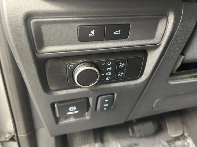 Used 2024 Silver Ford XLT image 17