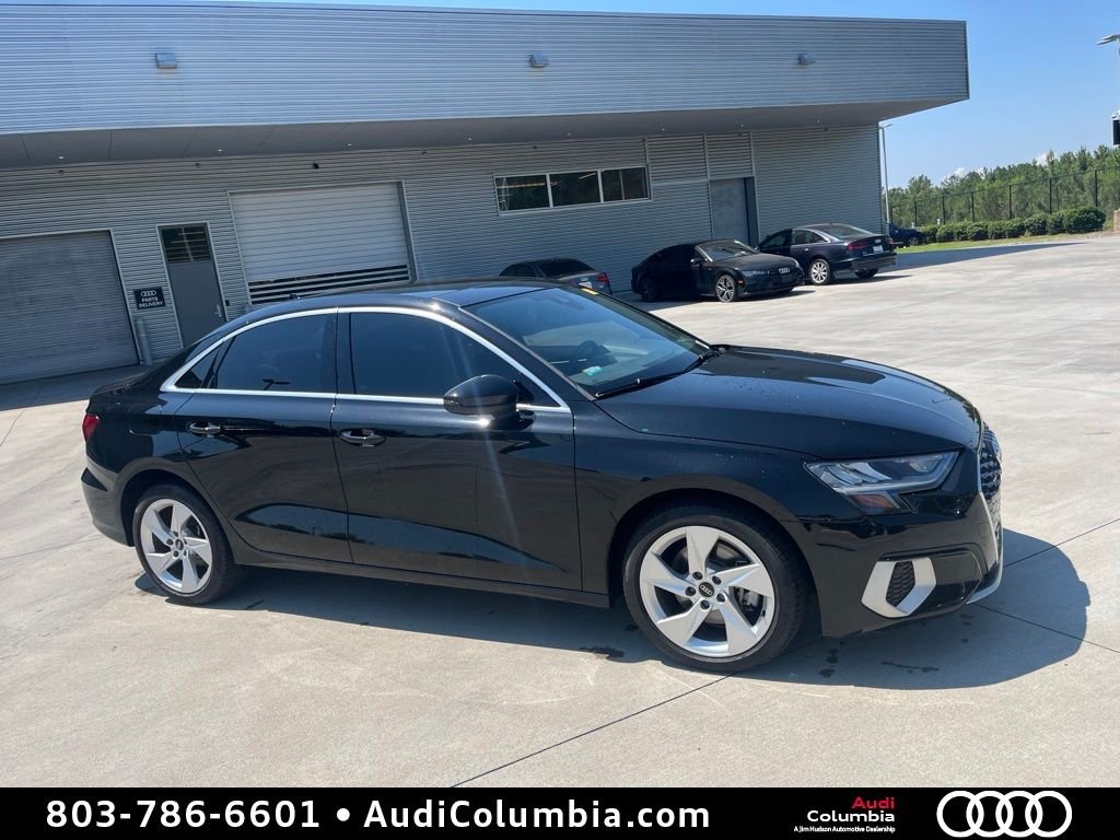 Used 2022  Audi 40 Premium image 1