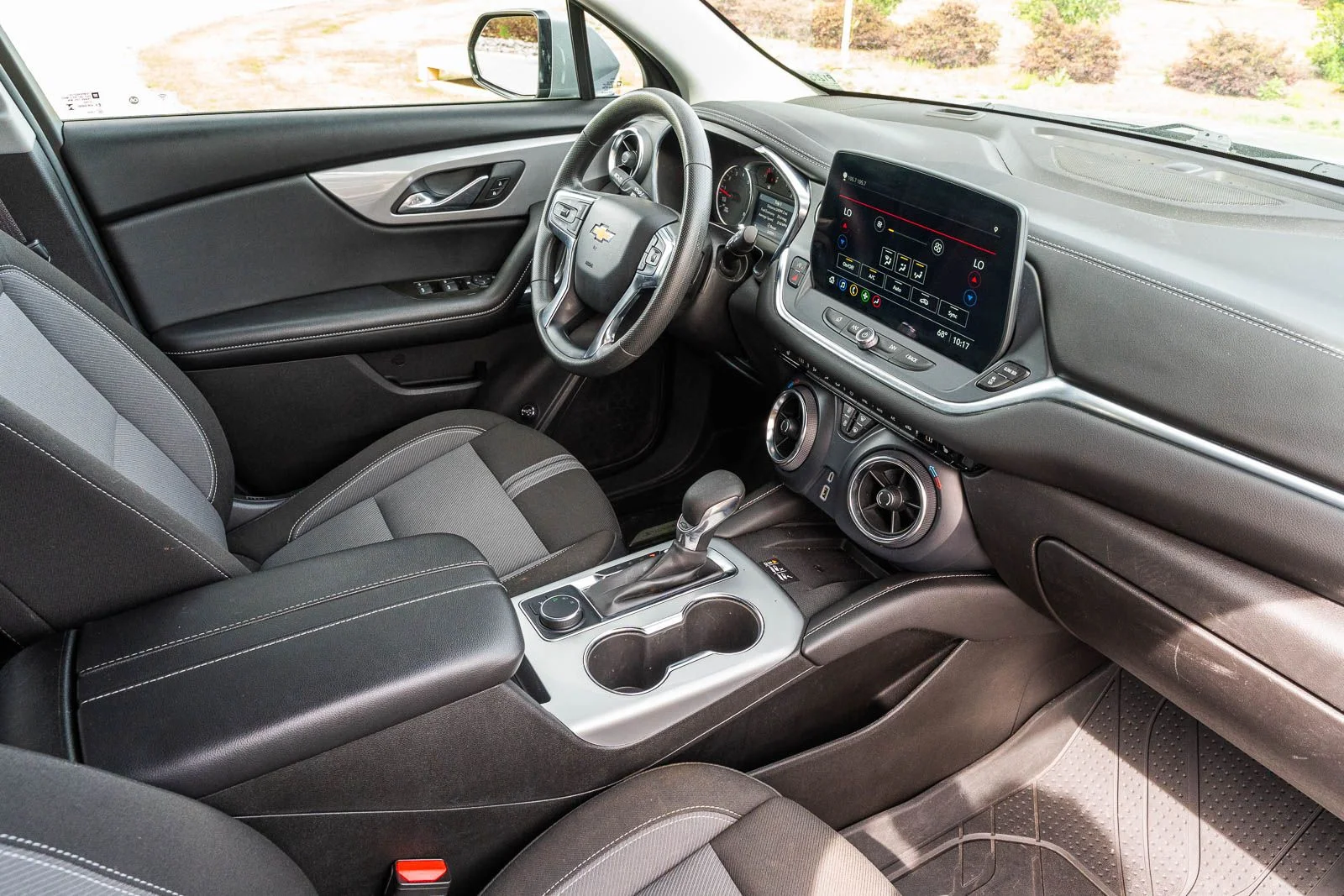 Used 2024 Gray Chevrolet LT image 10