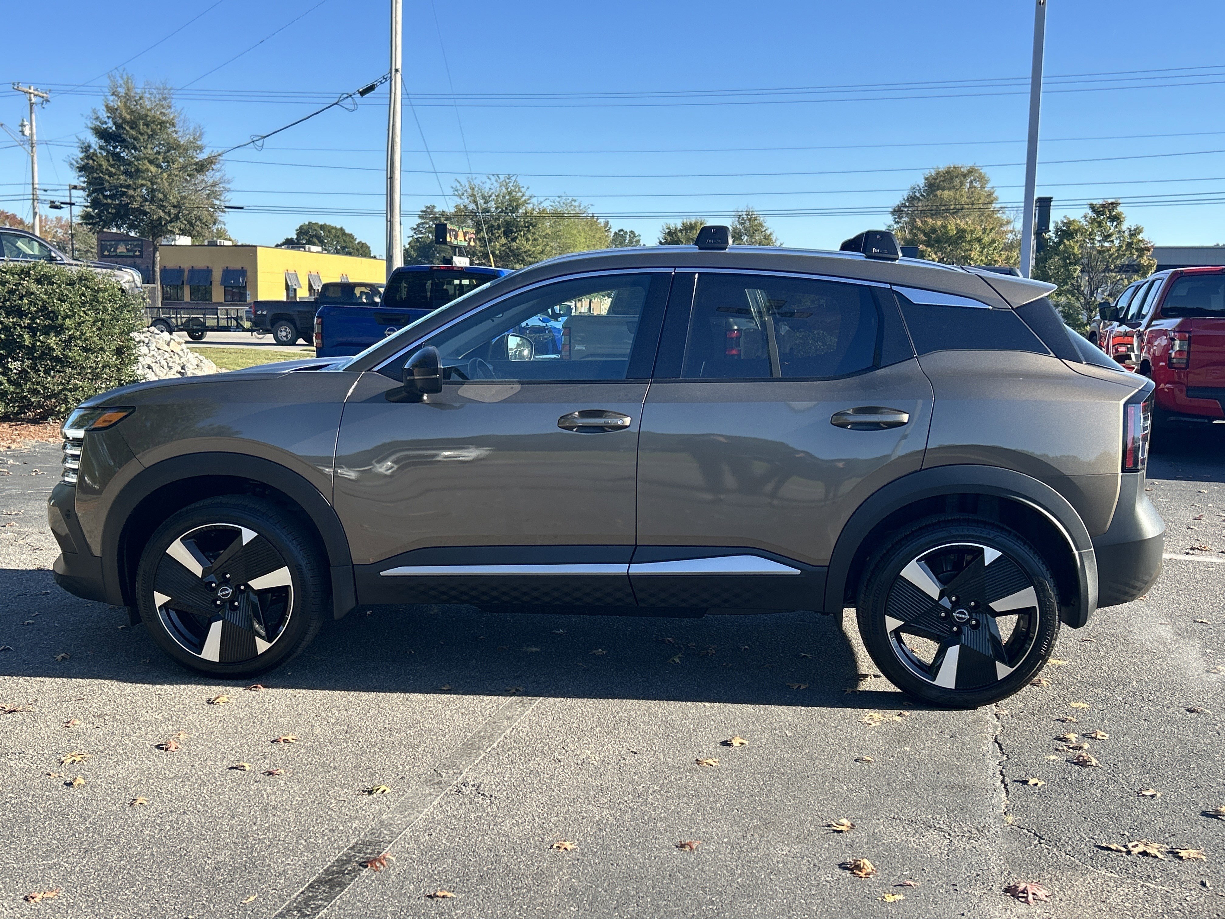 2026 Nissan KICKS SR - Photo 21