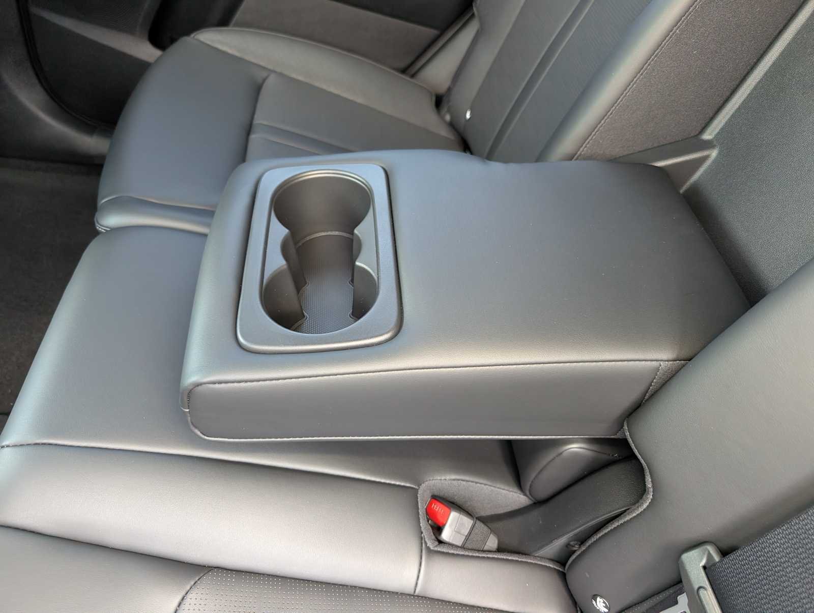 New 2026 Ivory Silver Kia S image 17