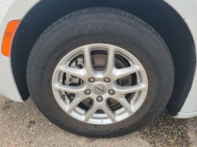 2023 Chrysler Voyager LX - Photo 26
