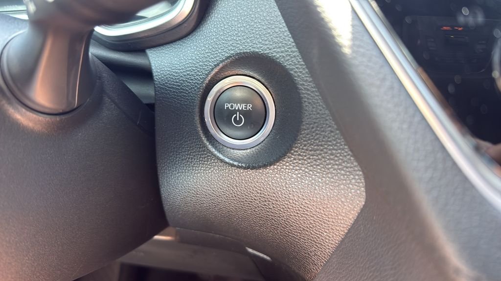 2023 Toyota Corolla Cross XSE - Photo 24