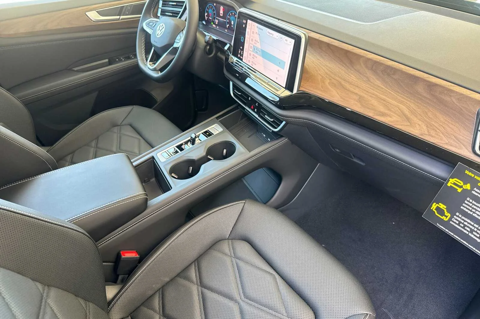 New 2026 Black Volkswagen 2.0T SE image 15