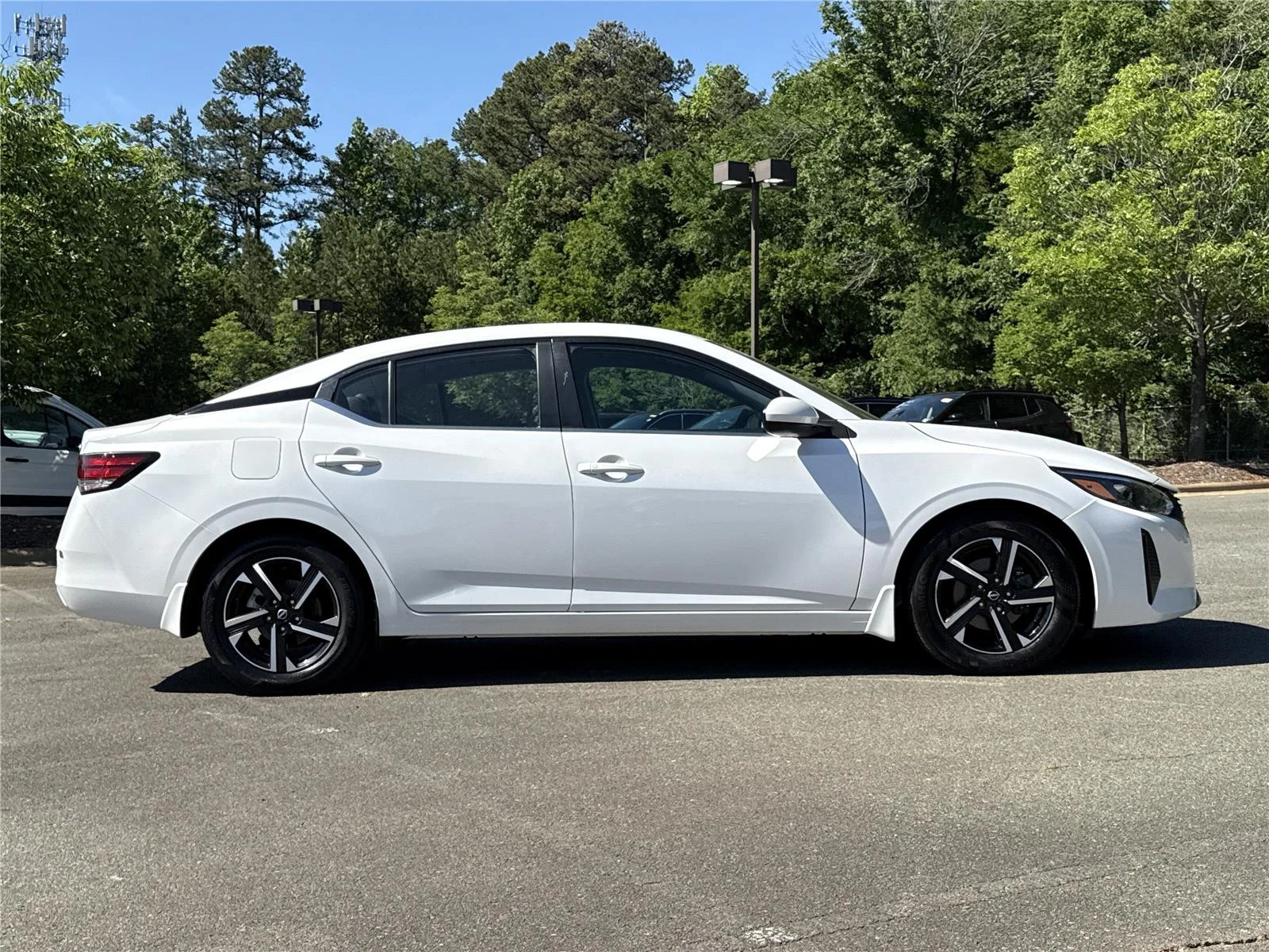 Used 2024 Aspen White Tricoat Nissan SV image 17