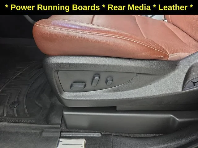 Used 2019 BLACK Chevrolet Premier image 19