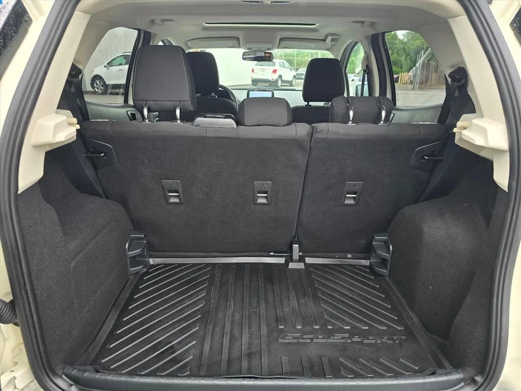 Used 2021 White Ford SE image 26