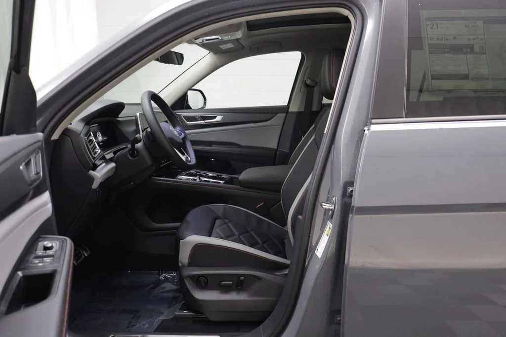 New 2026 Gray Volkswagen 2.0T Peak Edition image 6