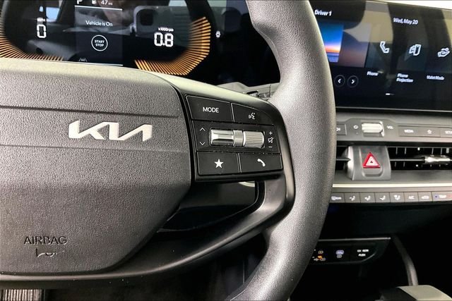 Used 2025 Black Kia LXS image 11