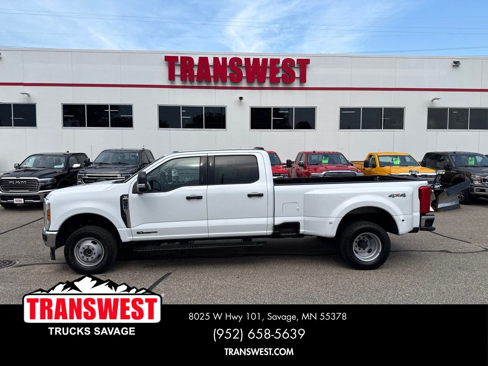 Used 2024 Ford F-350 Super Duty XLT with VIN 1FT8W3DT9REC86423 for sale in Minneapolis, Minnesota