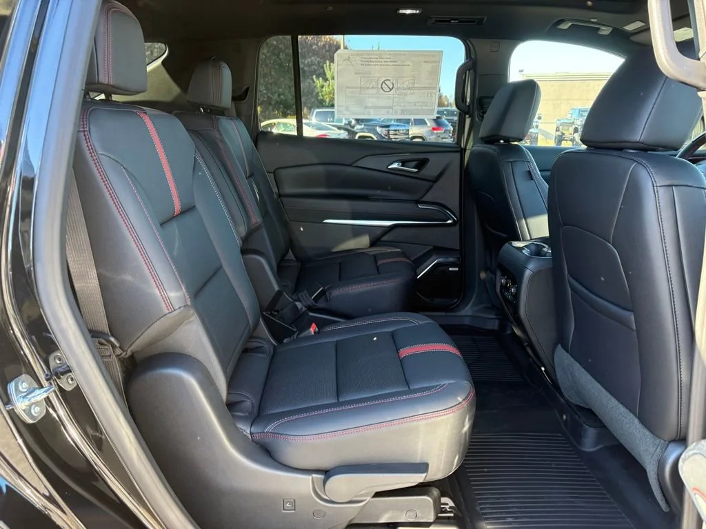 2026 Chevrolet Traverse RS - Photo 25