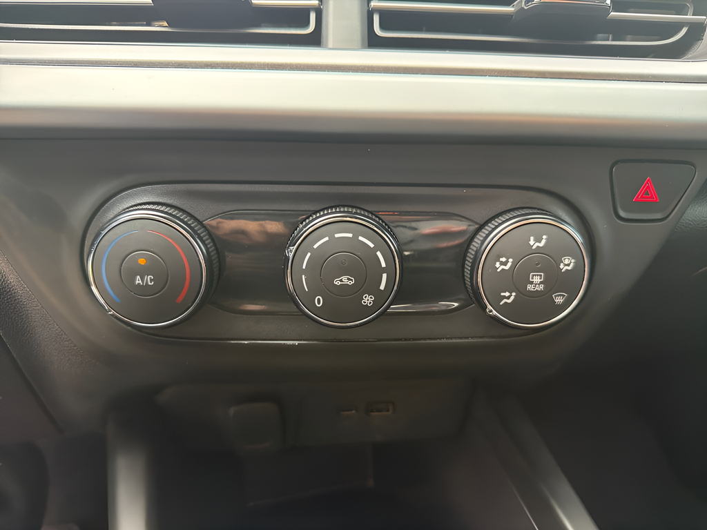 Used 2025 Red Chevrolet LS image 37