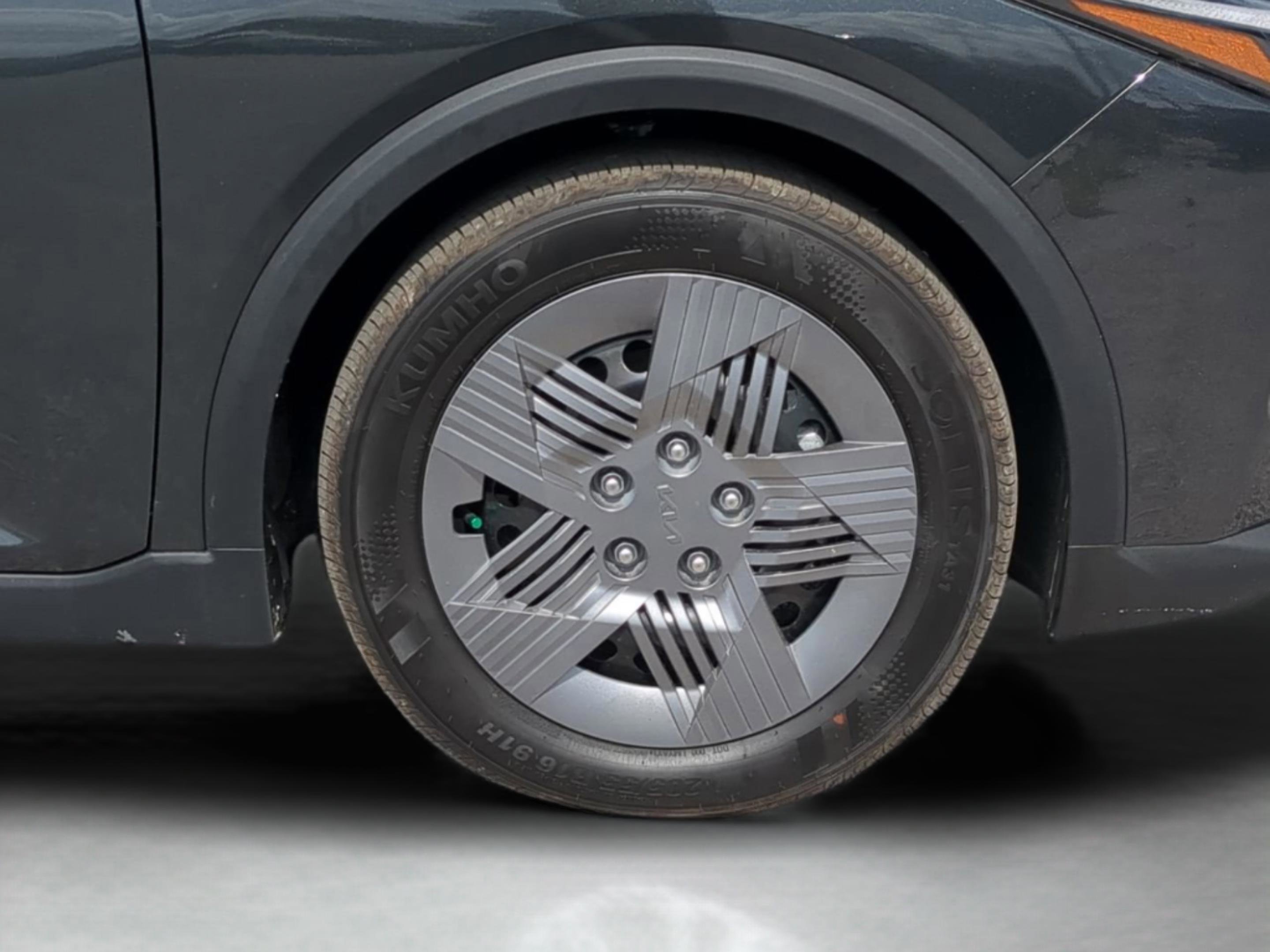 New 2026 Interstellar Gray Kia LX image 11
