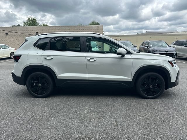 New 2026 White Volkswagen 1.5T SE image 5