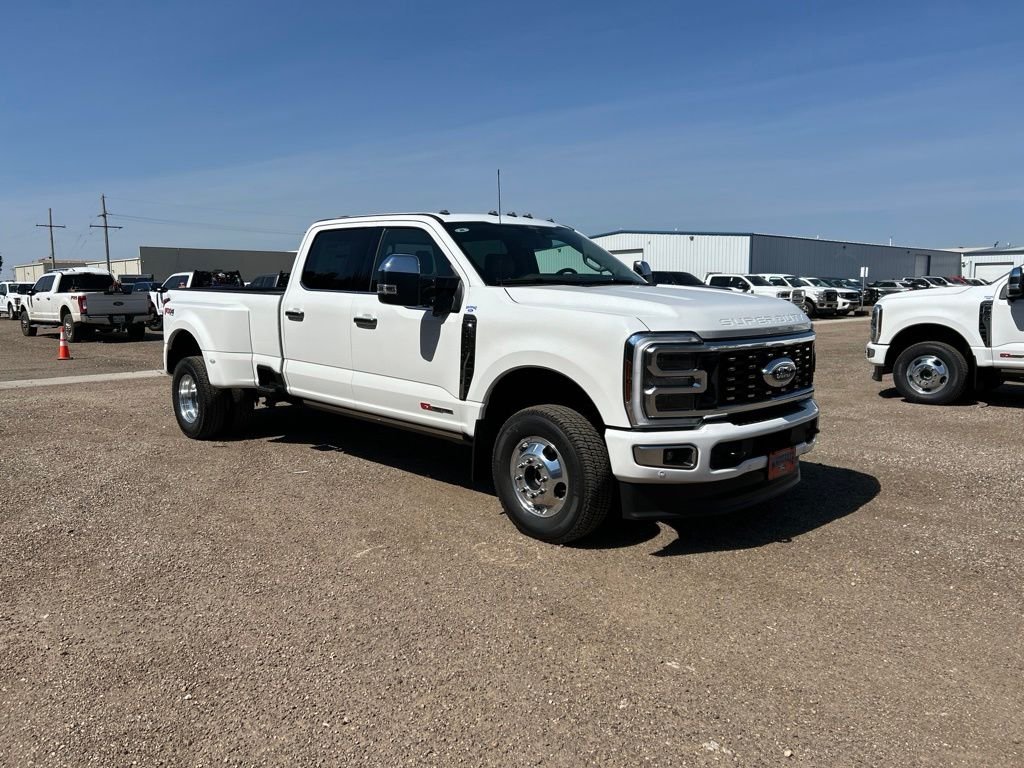 New 2026 Star White Metallic Tri-Coat Ford Platinum image 10
