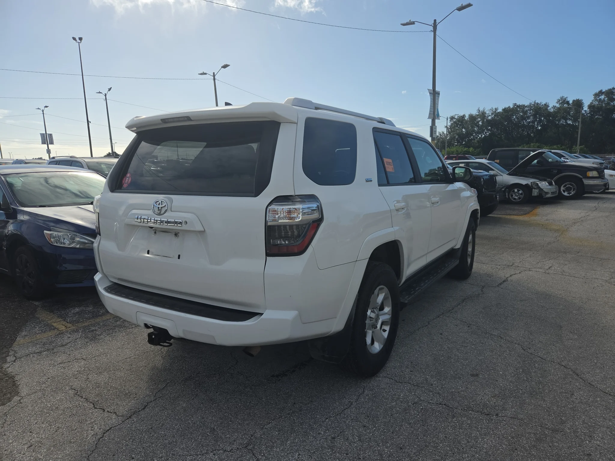 Used 2016 Super White Toyota SR5 image 2