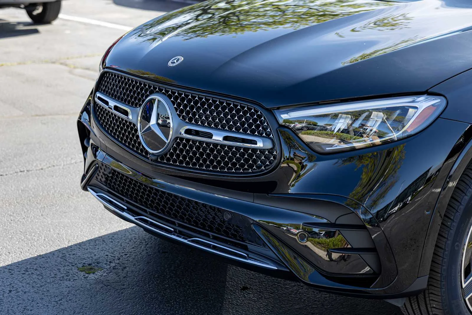 New 2026 Black Mercedes-Benz GLC 300 image 31