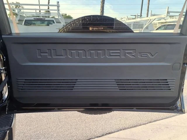 Used 2026 Void Black GMC 2X image 7