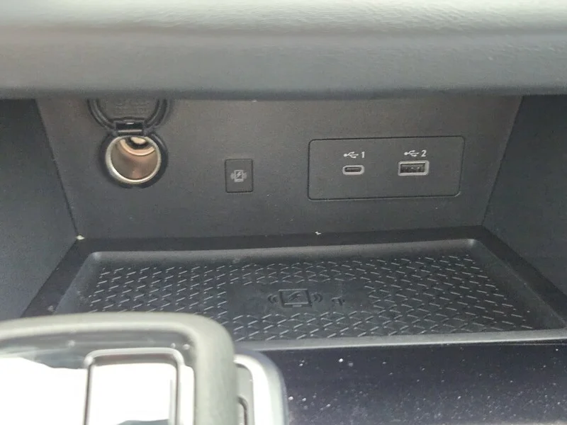 Used 2024 Scarlet NISSAN SL 4WD image 25