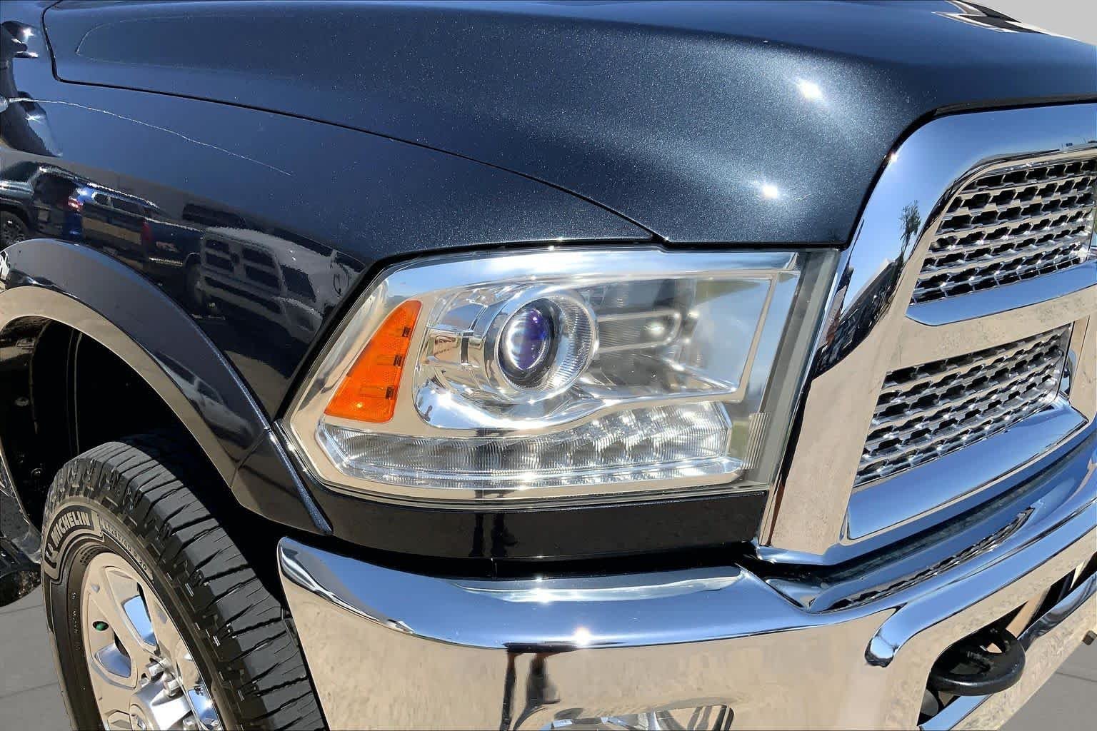 Used 2014 Maximum Steel Metallic Clearcoat Ram Laramie image 28