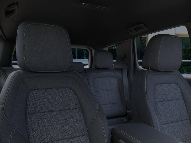 2025 GMC TERRAIN - Image 13