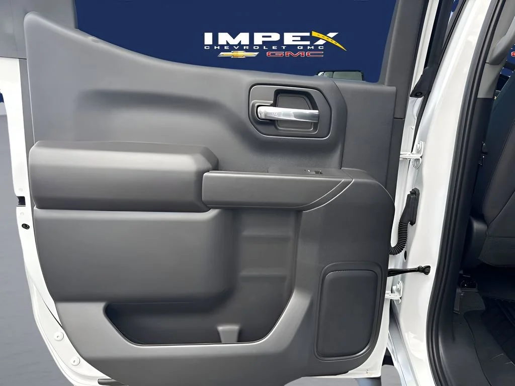 Used 2025 Summit White Chevrolet Custom image 10