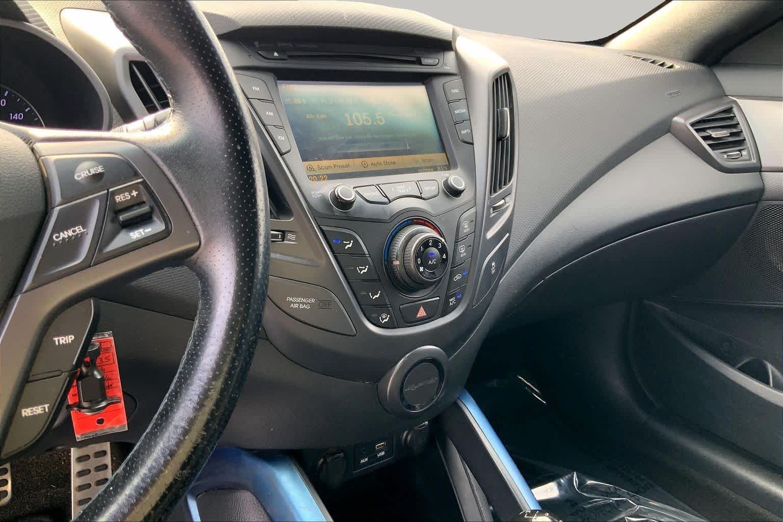 Used 2016 Matte Blue Hyundai Turbo Rally Edition image 7
