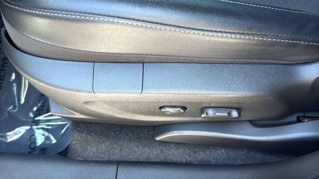 Used 2021 Summit White Buick Preferred image 18