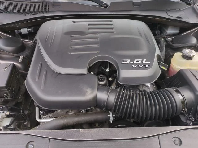 Used 2023 Gray Dodge SXT image 25