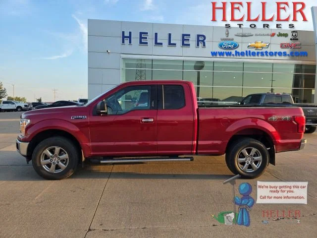 Used 2020 Rapid Red Metallic Tinted Clearcoat Ford XLT image 1